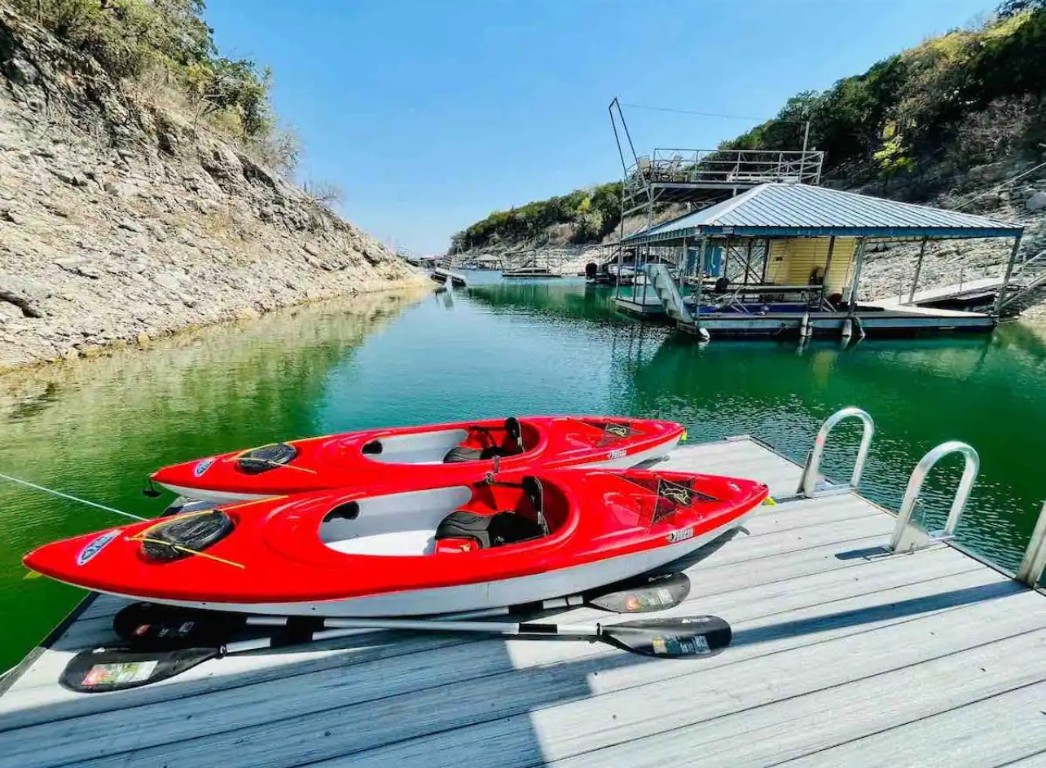 Boat Dock Rd, Lago Vista, TX 78645