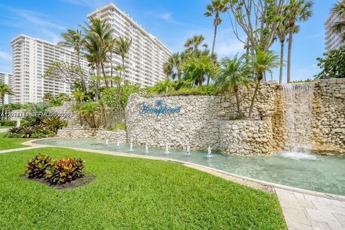 12b-1985 S Ocean Dr, Hallandale Beach, FL, 33009-5990 | Card Image