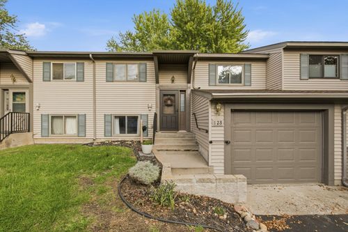 128 9th Ave Se, Saint Joseph, MN, 56374-9523 | Card Image