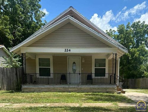 224 S Merchant St, Emporia, KS, 66801-4641 | Card Image