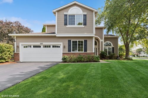 1603 Napa Dr, Gurnee, IL, 60031-5136 | Card Image