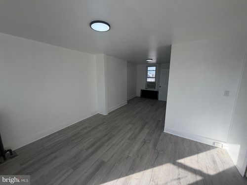 917 Greenwich St, READING, PA, 19604-2607 | Card Image