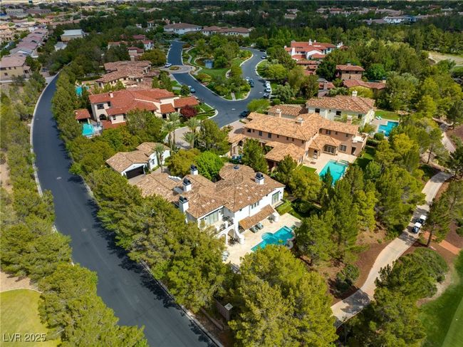19 Quintessa Cir, House other with 4 bedrooms, 5 bathrooms and null parking in Las Vegas NV | Image 70