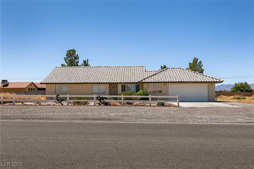 3534 Mount Charleston Dr, Pahrump, NV, 89048-1053 | Card Image