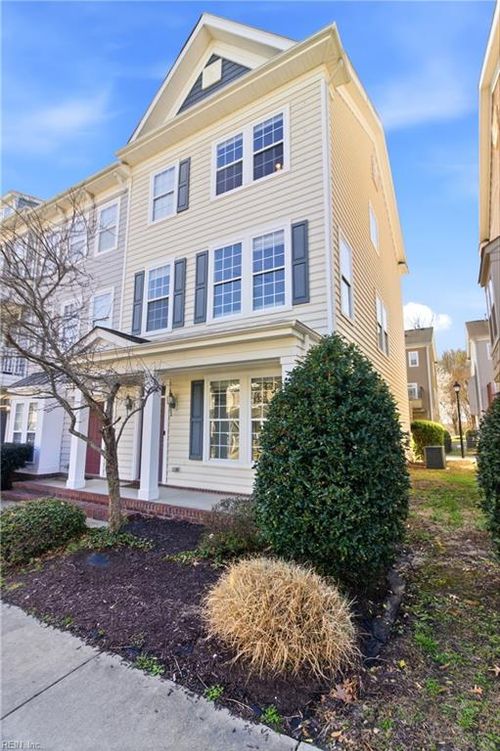 229 Tigerlilly Dr, Portsmouth, VA, 23701-2744 | Card Image