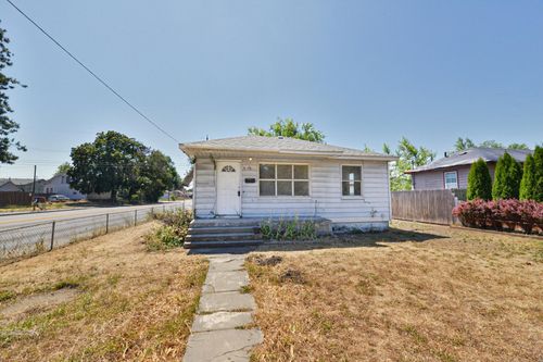 928 E Joseph Ave, Spokane, WA, 99208-3445 | Card Image