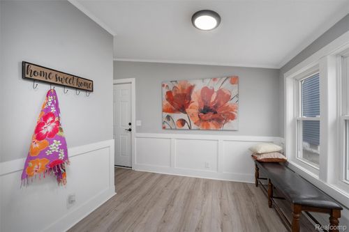 3047 Garden Ave, Royal Oak, MI, 48073-6522 | Card Image