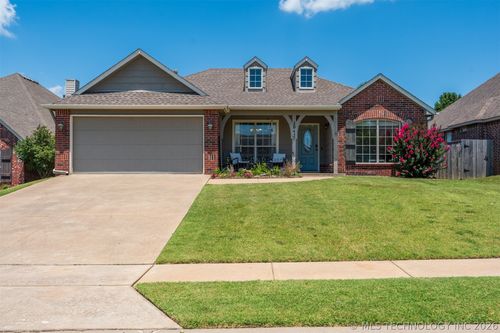 20427 E 46th Street S, Broken Arrow, OK, 74014 | Card Image