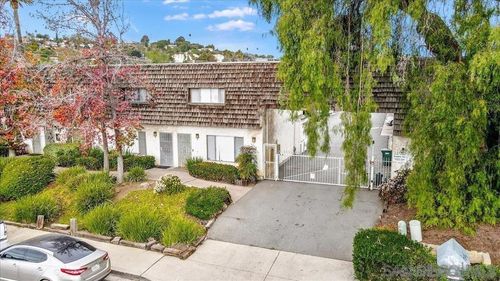 10-9034 Kenwood Dr, Spring Valley, CA, 91977 | Card Image