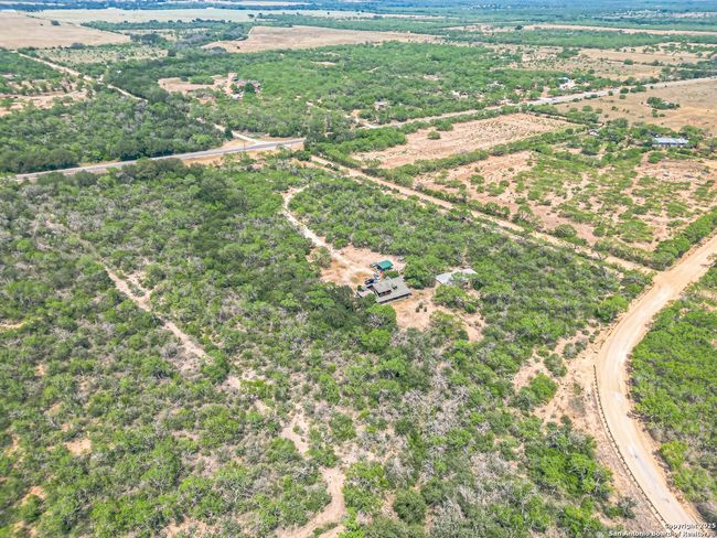 120 Dickerson Rd, House other with 3 bedrooms, 2 bathrooms and null parking in Bigfoot TX | Image 50
