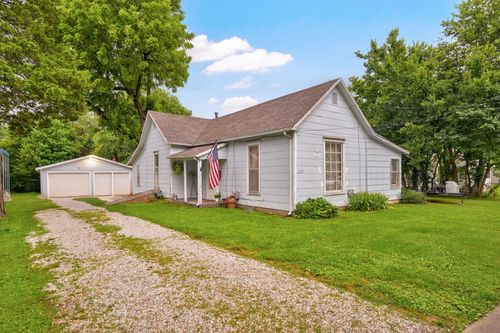 629 N Warren Ave, Springfield, MO, 65802-4527 | Card Image