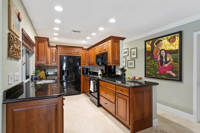 2750 Ne 45 Th St, House other with 3 bedrooms, 2 bathrooms and null parking in Lighthouse Point FL | Image 6