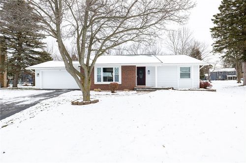 30 Moorland Rd, Greece, NY, 14612-3423 | Card Image