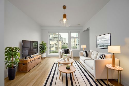 414-111 E 3rd St, North Vancouver, BC, V7L0C6 | Card Image