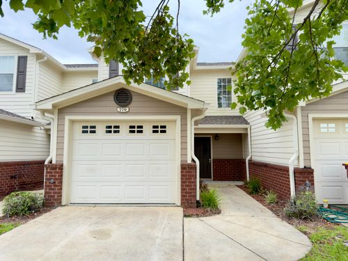 779 Majestic Dr, Crestview, FL, 32536-2254 | Card Image