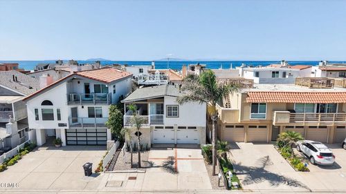 3715 Sunset Ln, Oxnard, CA, 93035-4133 | Card Image