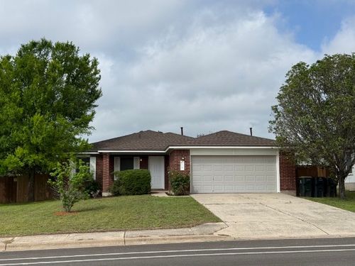 213 Spring Branch Dr, Kyle, TX, 78640-5382 | Card Image