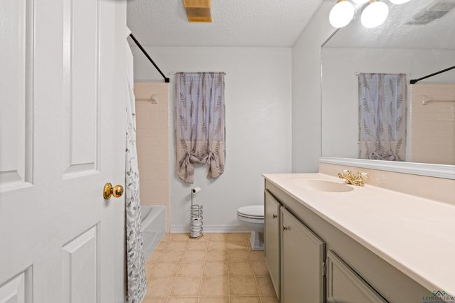 1307 Spring Tree Ln, House other with 3 bedrooms, 3 bathrooms and null parking in Kilgore TX | Image 38