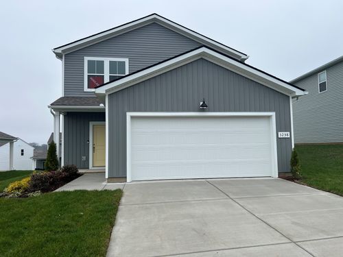 3258 Barrel Oak Pass, Columbia, TN, 38401-4797 | Card Image