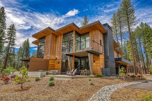 10097 Jakes Way, Truckee, CA, 96161 | Card Image