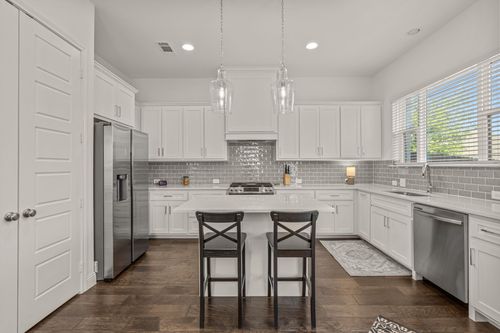 6324 Oakbend Cir, Fort Worth, TX, 76132-3937 | Card Image