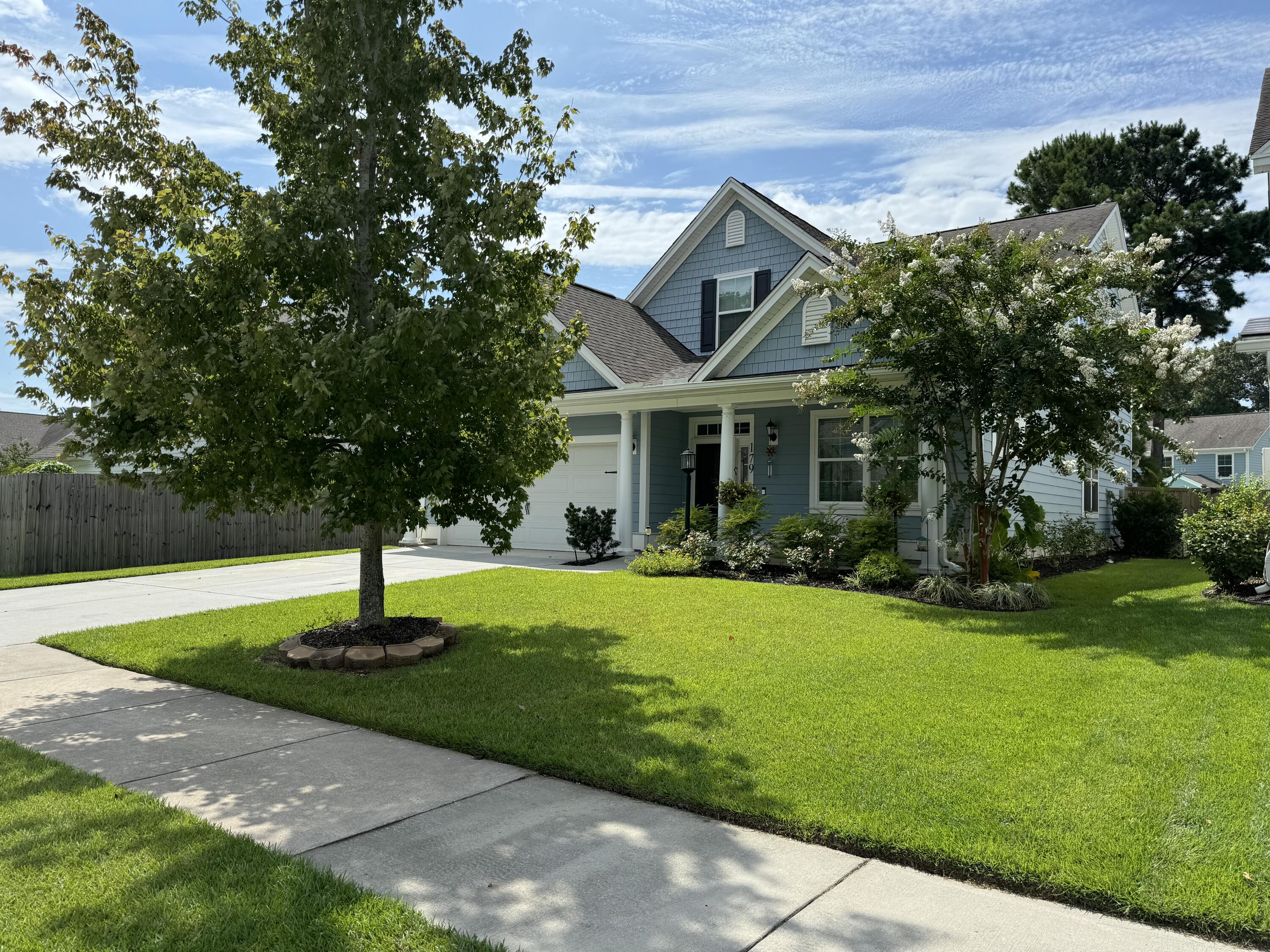 Longdale Dr, Summerville, SC 29483