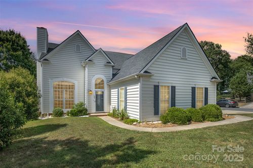 11330 Livingston Mill Rd, Charlotte, NC, 28273-4724 | Card Image