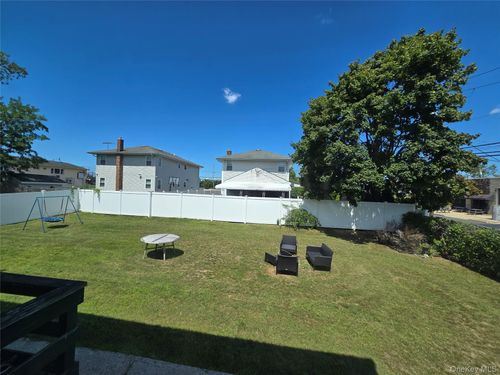 1st-floor-29 Lambert Avenue, Oyster Bay, NY, 11735 | Card Image