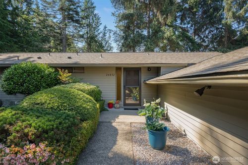 24832 12th Avenue S, Des Moines, WA, 98198 | Card Image