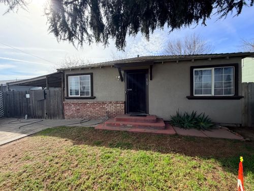 6789 Cottage St, Winton, CA, 95388-8011 | Card Image