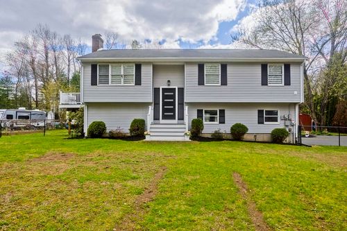 5 Pauline Cir, Southwick, MA, 01077-9673 | Card Image