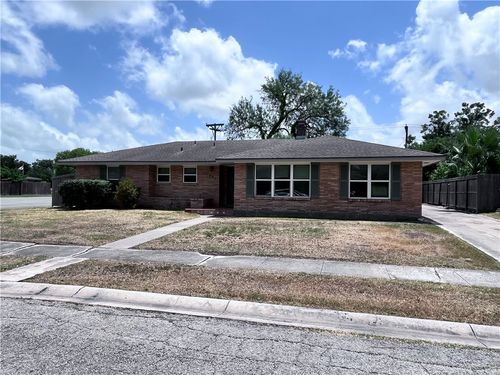 501 Dolphin Pl, Corpus Christi, TX, 78411-2213 | Card Image