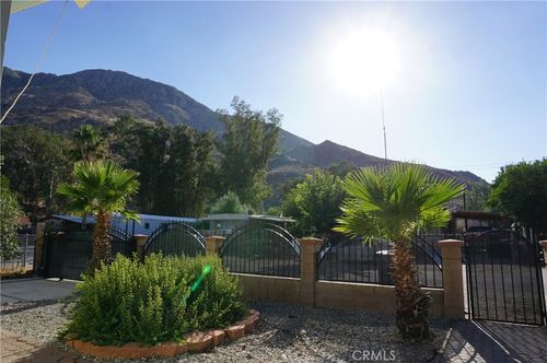 15246 Plum St, Cabazon, CA, 92230-5112 | Card Image