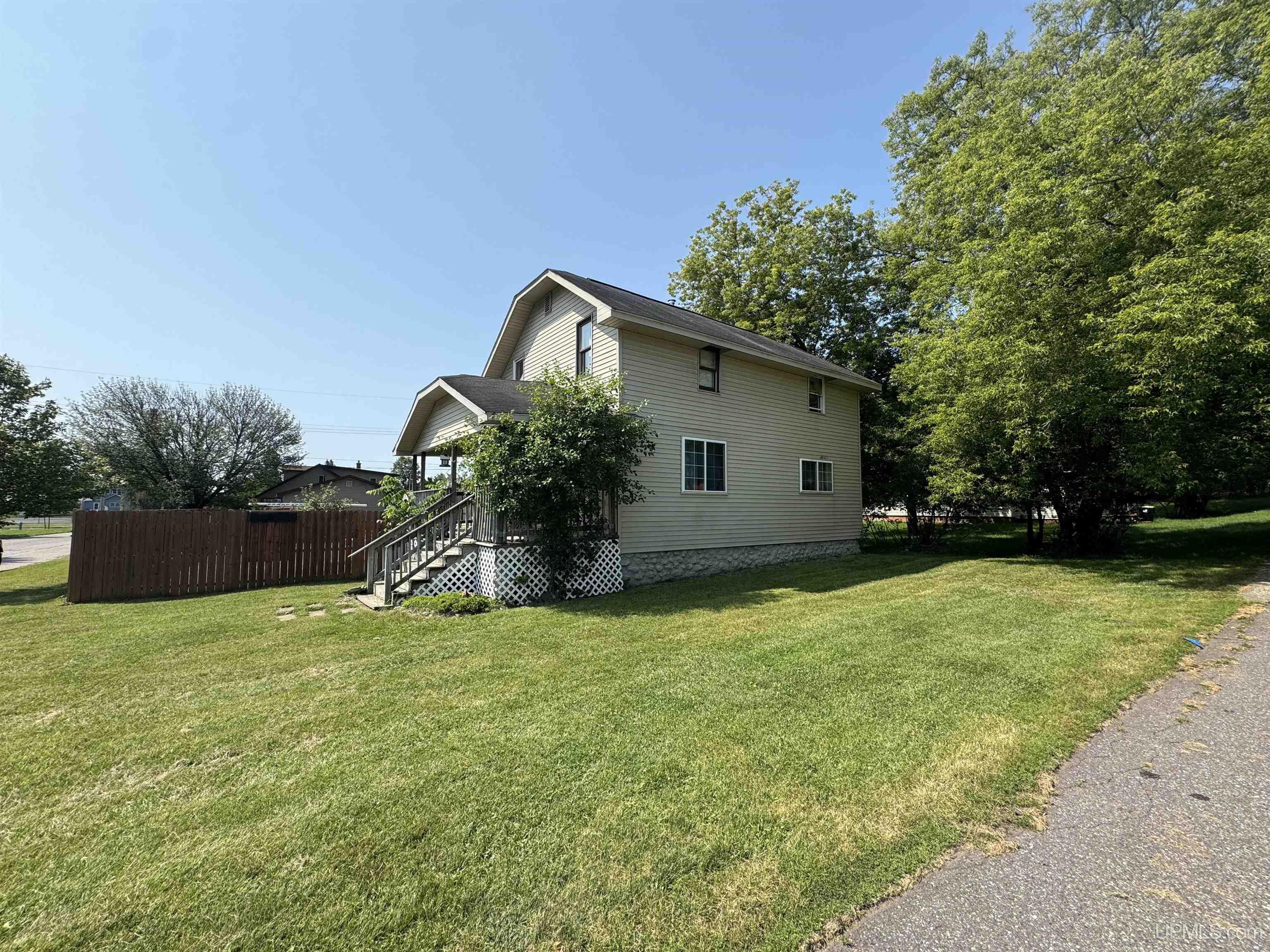 Kent St, Iron Mountain, MI 49801