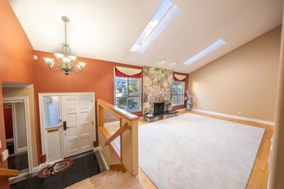 8340 Lunen Rd, House other with 5 bedrooms, 3 bathrooms and 6 parking in Richmond BC | Image 3