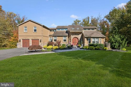 18 Lansbrook Ct, Sewell, NJ, 08080-4113 | Card Image