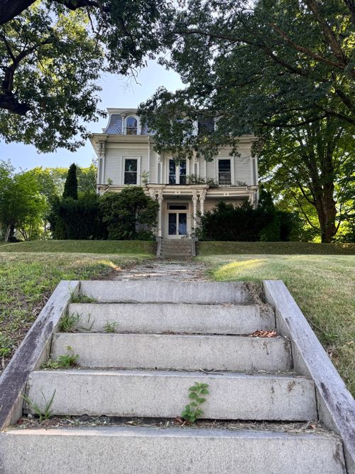 45 Mckinley Ave, Norwich, CT, 06360-4406 | Card Image