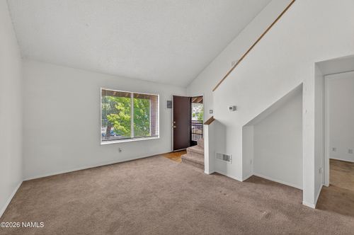 74-1200 S Riordan Ranch St, Flagstaff, AZ, 86001-6360 | Card Image