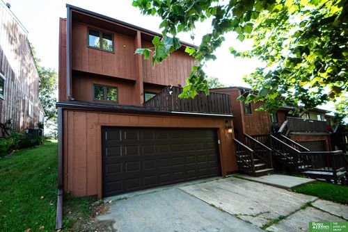 7171 N 79th Plz, Omaha, NE, 68122-1458 | Card Image