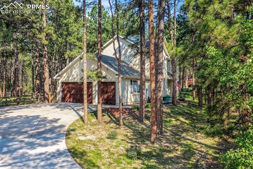 19140 Golden Arrow Cir, Monument, CO, 80132-8733 | Card Image