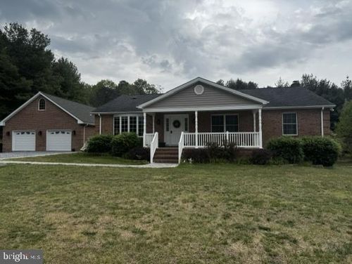 90 Jeep Ln, ELKTON, VA, 22827-4670 | Card Image