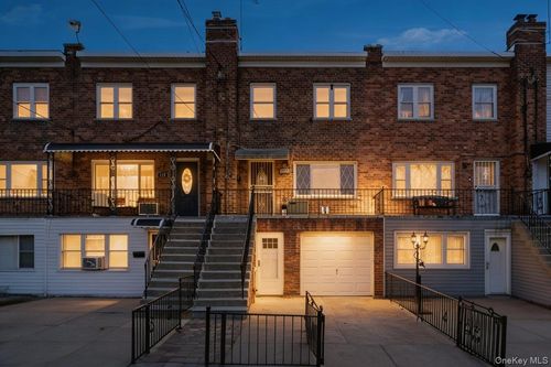 220 Calhoun Ave, Bronx, NY, 10465-3318 | Card Image