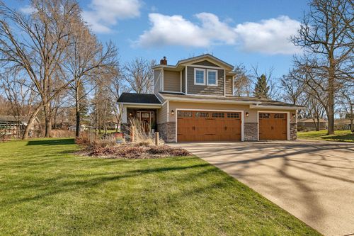 9597 Michelle Dr, Saint Joseph, MN, 56374-9762 | Card Image