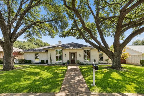 6910 Mill Falls Dr, Dallas, TX, 75248-2914 | Card Image