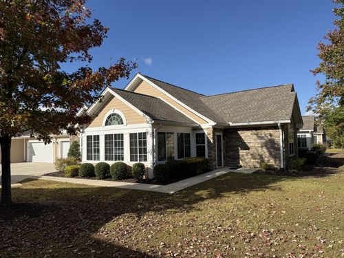 2491 Baskette Way, Chattanooga, TN, 37421-7615 | Card Image