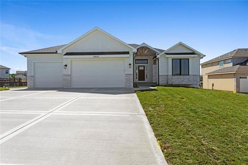 11429 Rye Dr, Kearney, MO, 64060-8941 | Card Image