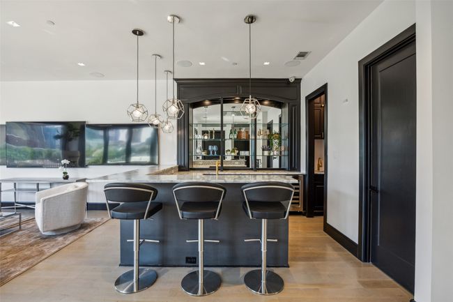 2210 Boll St, House other with 3 bedrooms, 5 bathrooms and null parking in Dallas TX | Image 21