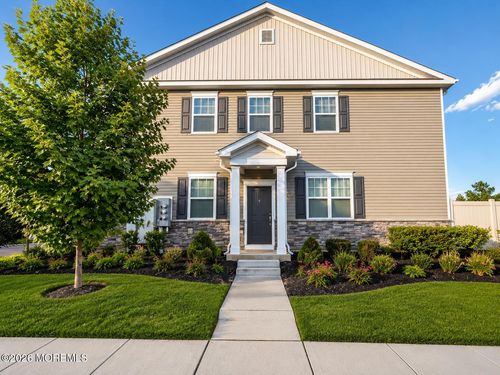 22 Chapel Ln, Neptune, NJ, 07753-7028 | Card Image