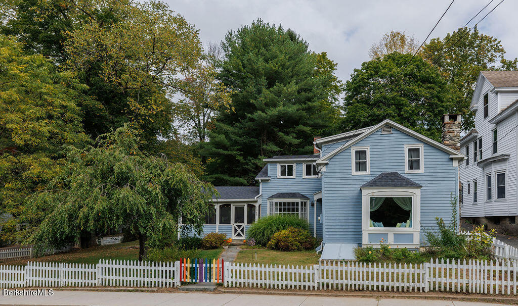 Main St, Housatonic, MA 01236