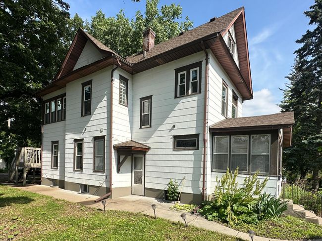 Side view | Image 51
